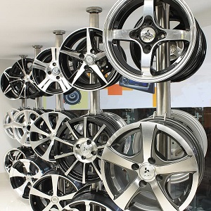 Custom Wheels and Rims in East Peoria, IL